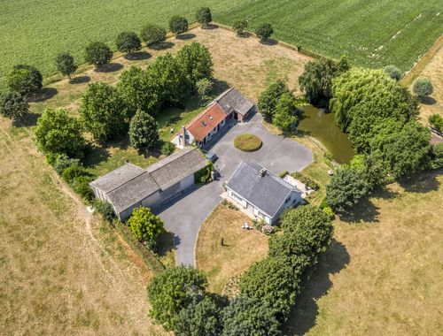                                         Maison à vendre à Hoogstade, € 849.000
