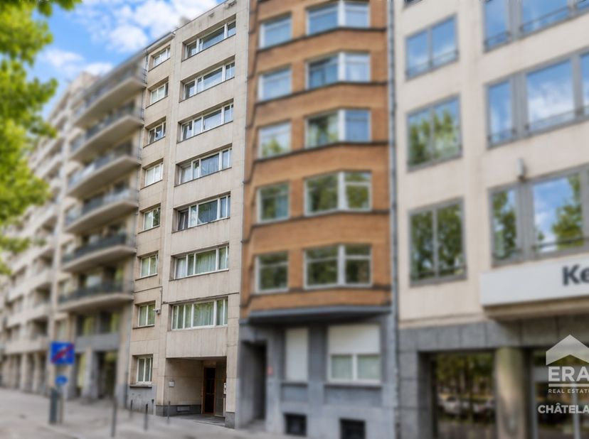 Appartement te koop in Avenue de la Toison d'Or 75,
                    1060 Sint-Gillis