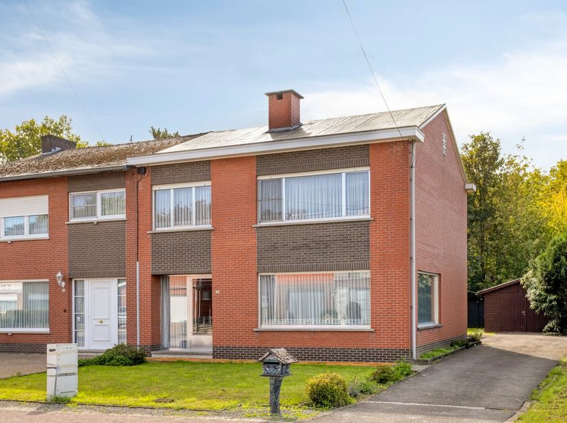 Huis te koop in ,
                    2220 Heist-op-den-Berg