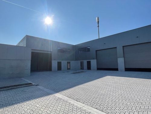                                         Bedrijfsgebouw te koop in Oostende, € 564.000
