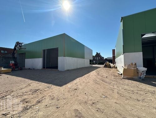                                         Bedrijfsgebouw te koop in Ledegem, € 312.500
