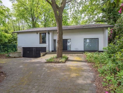                                         Bungalow à vendre à Laarne, € 550.000
