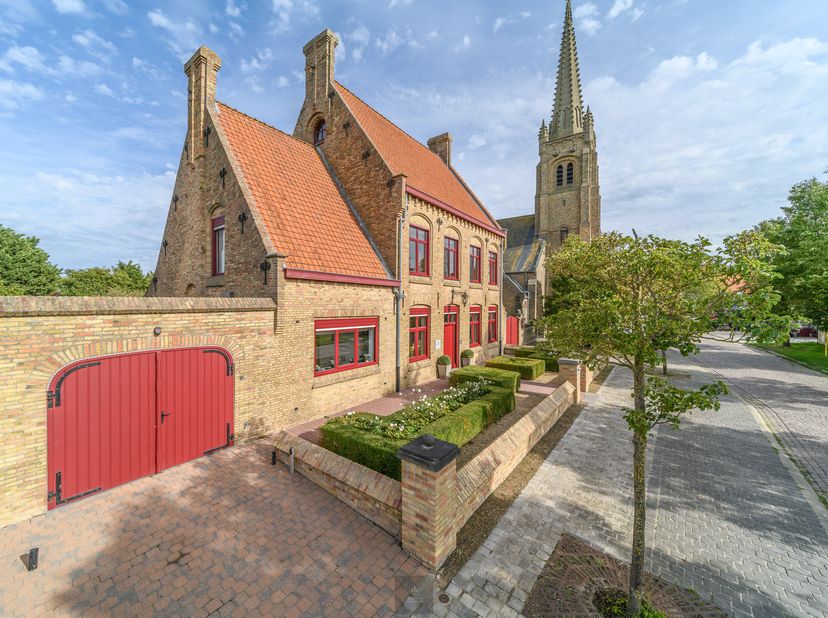 Huis te koop in Stuivekenskerkestraat 2,
                    8600 Stuivekenskerke
