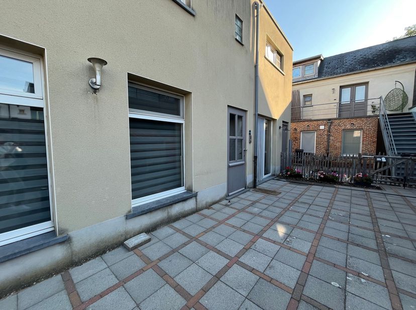 Charmant appartement de plain-pied avec 1 chambre, cour et place de parking<br />
<br />
Situation : Situé au calme à Hulshout, avec un accès facile