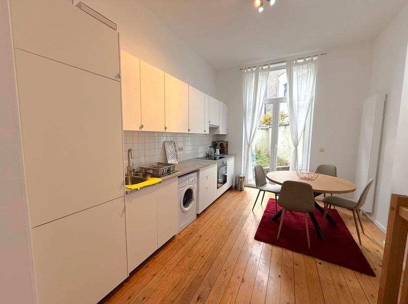 Appartement te huur in Rue Limauge 5,
                    1050 Elsene
