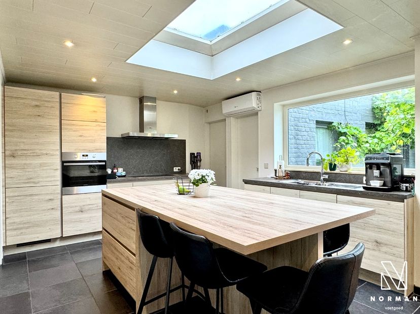 Huis te koop in Kattestraat 33,
                    8520 Kuurne