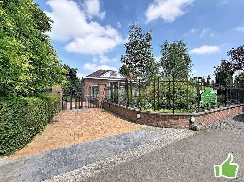 Huis te koop
                    in 7700 Luingne