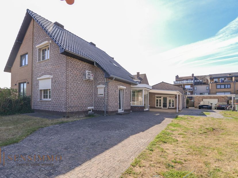 Huis te koop in Louis Mercierlaan 59,
                    3630 Eisden