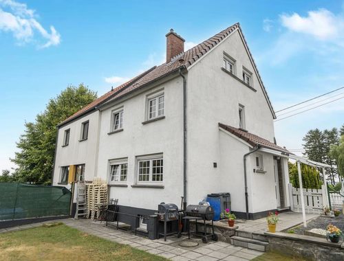                                         Woning te koop in Quenast, € 295.000
