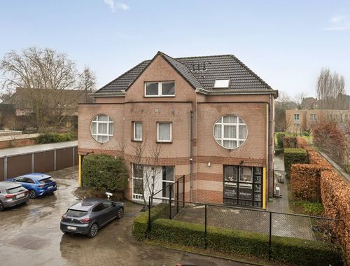                                         Bien commercial à vendre à Grimbergen, € 398.000
