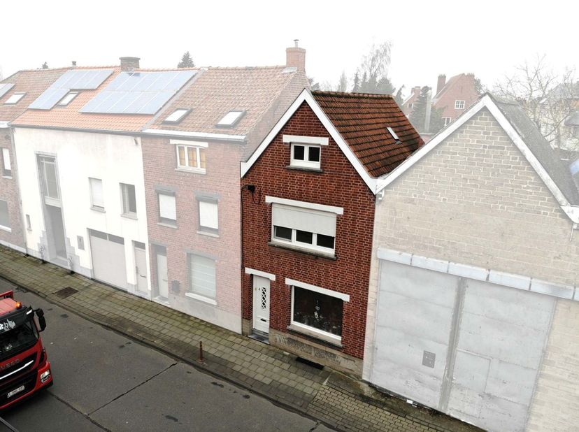 Huis te koop in Oude Ieperseweg 4,
                    8501 Heule