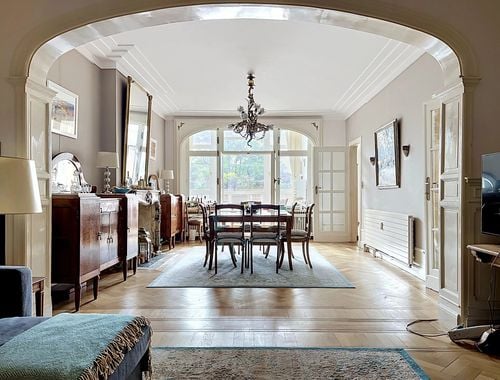                                         Appartement à louer à Ixelles, € 3.500
