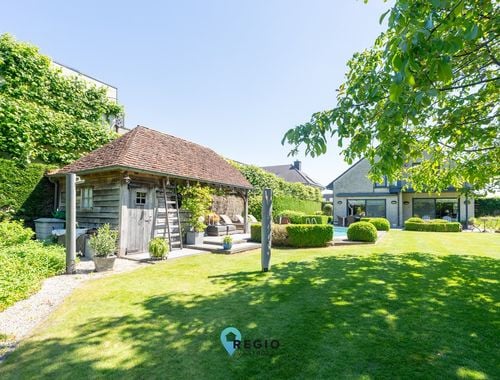                                         Villa à vendre à Deinze, € 725.000
