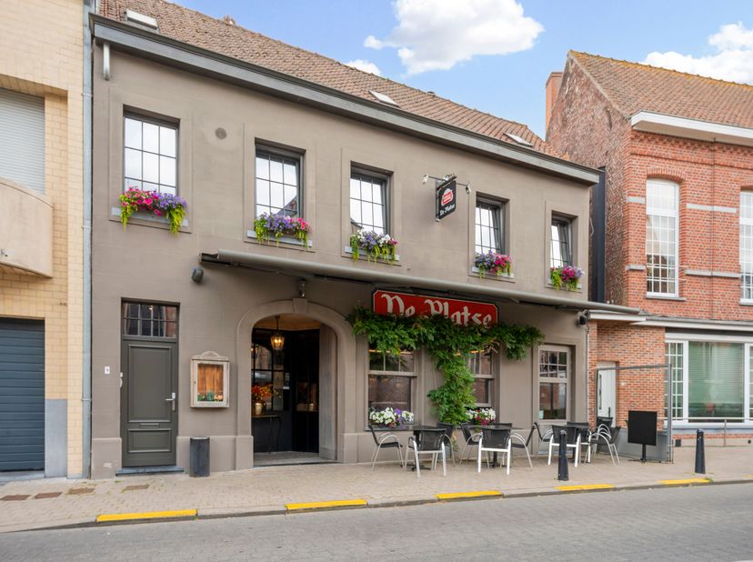 Bien professionnel à vendre
                    à 8560 Moorsele