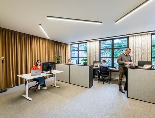                                         Espace de bureaux à louer à Gent, € 1.350
