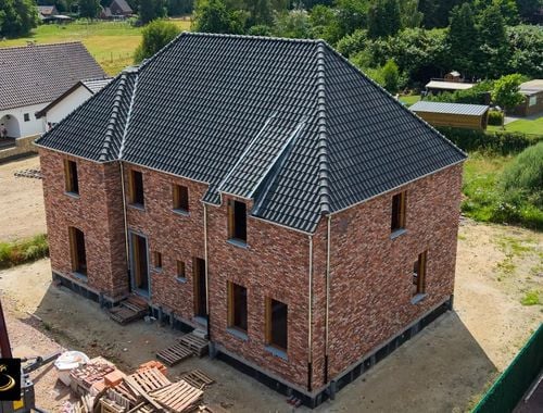                                         Pastorijwoning te koop in Zutendaal, € 433.000
