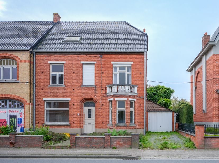 Huis te koop in Centrumstraat 79,
                    9870 Olsene