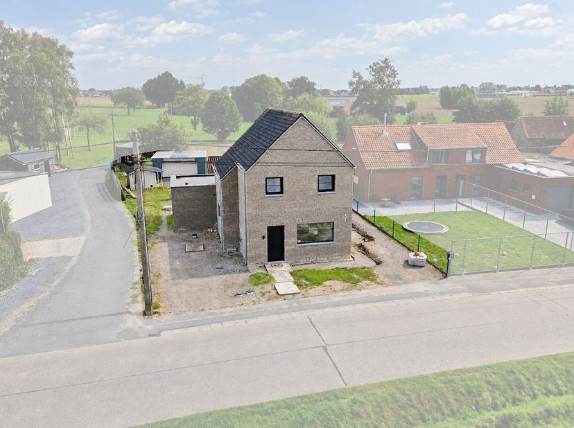 Huis te koop in Ketelbuiserstraat 182,
                    8810 Lichtervelde