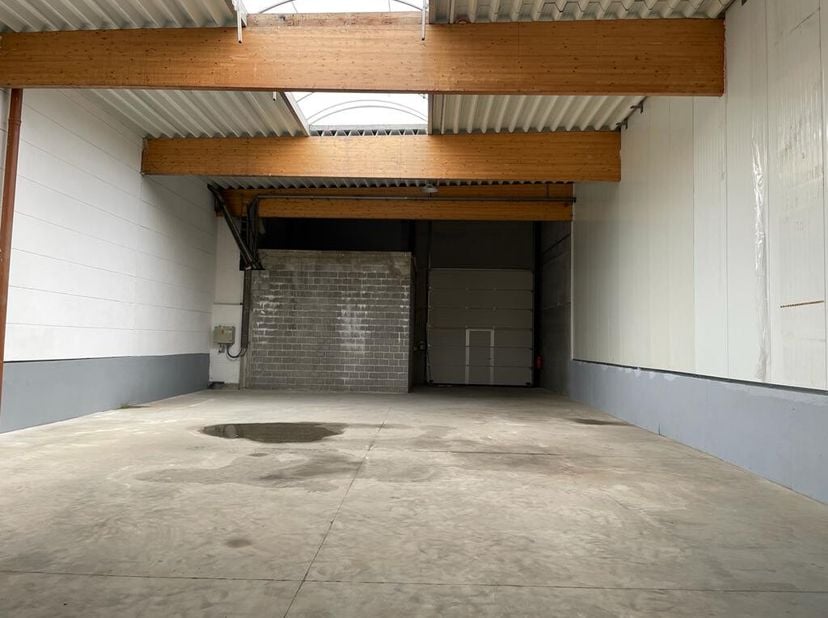 Te huur opslagplaats vrij: na afspraak