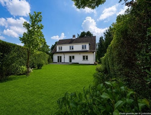                                        Villa te koop in Waterloo, € 715.000
