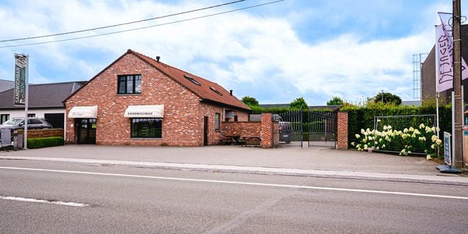 Bien professionnel à vendre à Harelbekestraat 63, 8570 Vichte