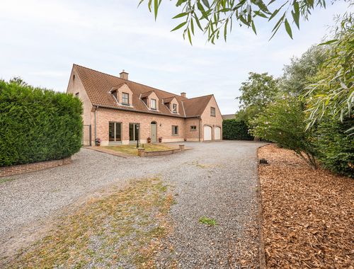                                         Maison à vendre à Hever, € 920.000

