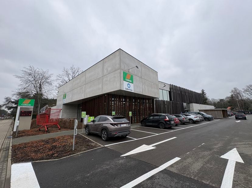 Op de Colruyt-site in Grobbendonk wordt momenteel een nieuwe Colruyt-winkel gebouwd. Het bestaande Comarkt-gebouw op dezelfde site komt daardoor besch