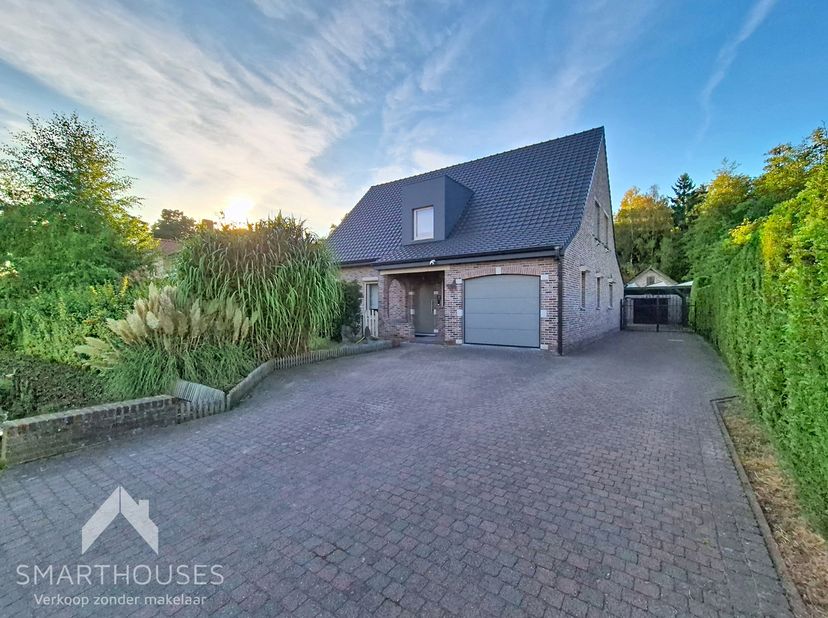 Huis te koop in Kievitdreef 10,
                    2390 Oostmalle