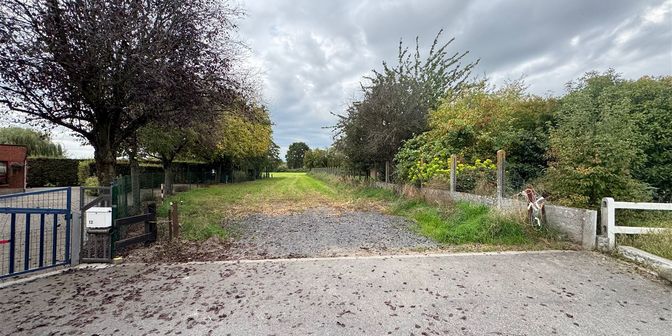 Grond te koop in 7063 Neufvilles