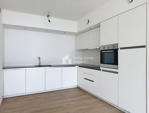                                         Appartement à louer à Molenbeek-Saint-Jean, € 1.225
