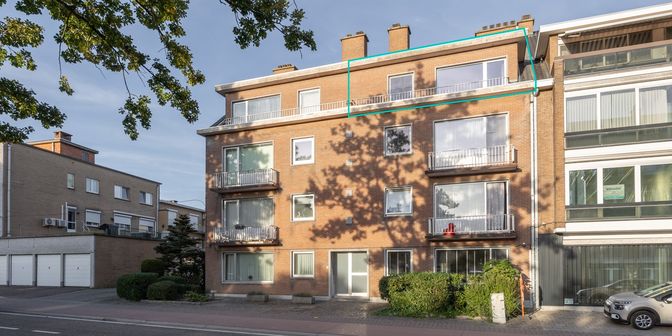 Appartement te huur in Eikenlaan 2 bus 32, 3740 Bilzen