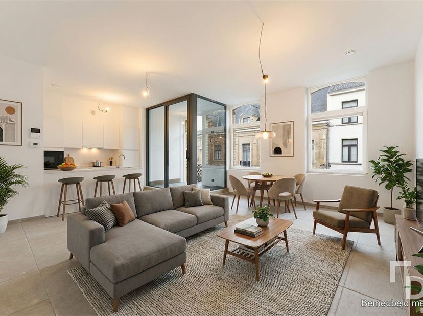 In de Rijselstraat &amp; Merghelynckstraat te Ieper vinden we op deze toplocatie residentie 'Melrose Place'.<br />
Deze residentie ligt op slechts 300 me