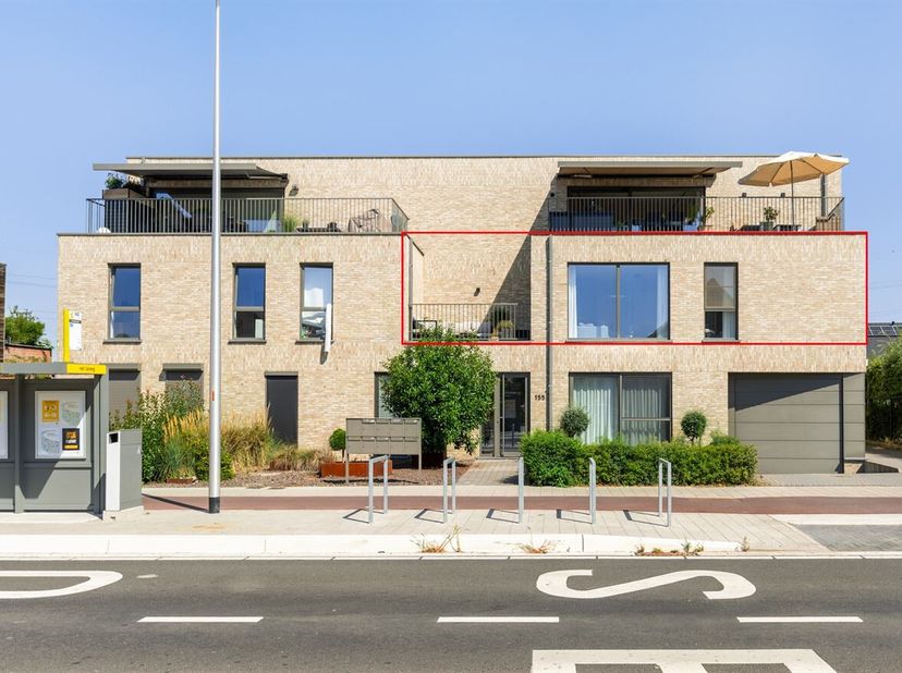 Appartement BEN avec terrasse ensoleillée et place de parking souterraine à Niel<br />
Situé dans un quartier calme et agréable de Niel, cet apparteme