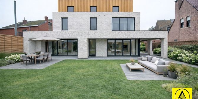 Huis te koop in Koningin Astridlaan 8, 2547 Lint
