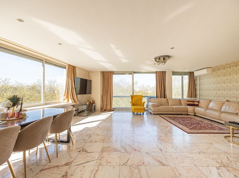 Appartement à vendre
                    à 2018 Antwerpen