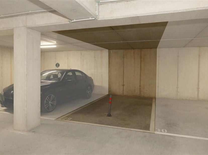 Autostaanplaats midden in het centrum van Hoeselt!<br />
Midden in de gezellige dorpskern van Hoeselt bevindt zich het gloednieuwe project residentie