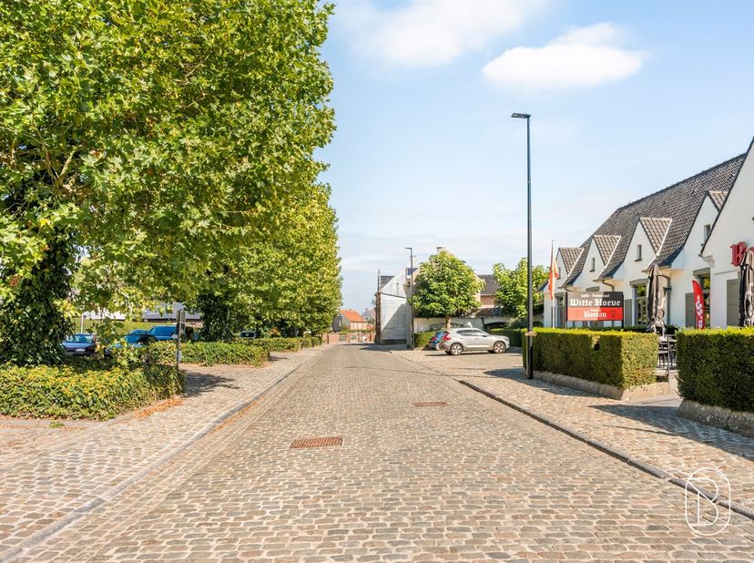 Huis te koop in Materplein 1,
                    9700 Mater