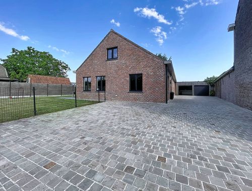                                         Woning te huur in Aalter, € 1.250
