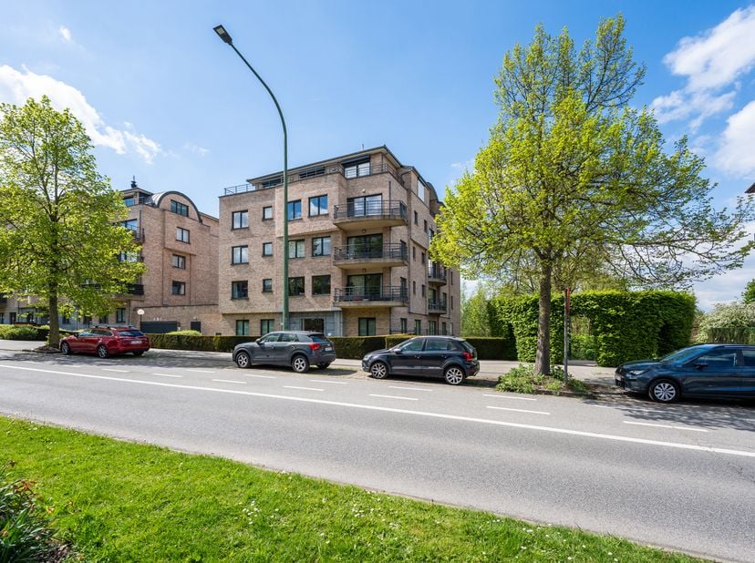 Appartement te koop in ,
                    1200 Sint-Lambrechts-Woluwe
