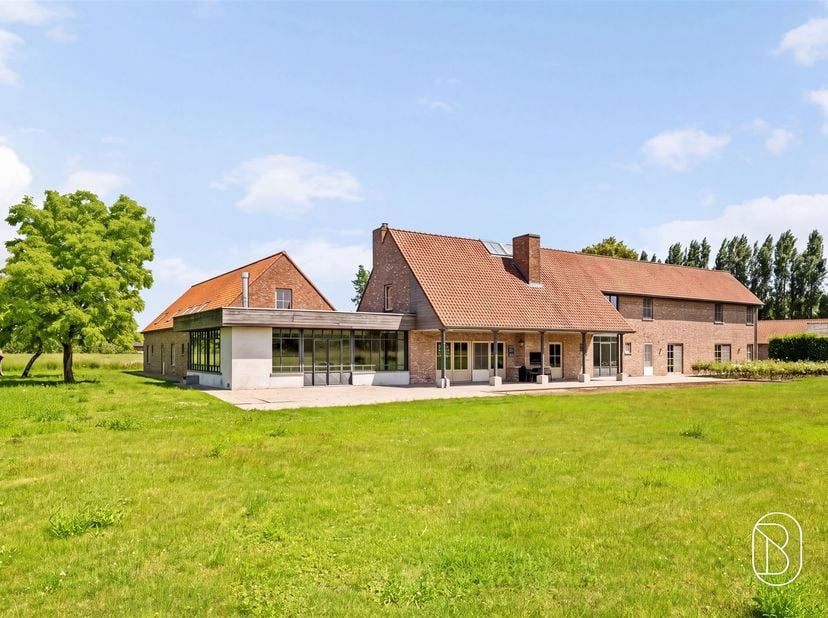 Huis te koop in Babilliestraat 4,
                    8800 Roeselare