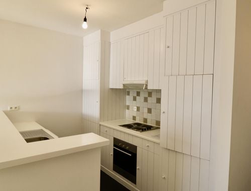                                         Gelijkvloers app. te huur in Mariakerke, € 855
