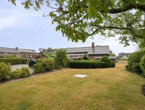                                         Bungalow te koop in Oosterzele, € 420.000
