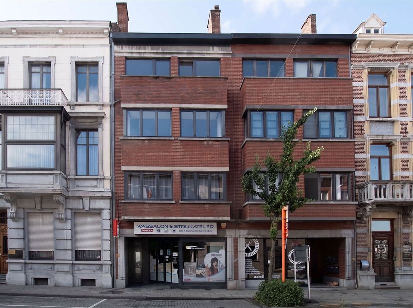 Huis te koop in Stationslaan 38,
                    3700 Tongeren