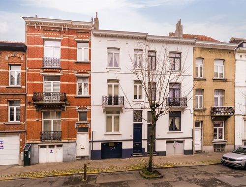                                         Woning te koop in Sint-Joost-ten-Node, € 690.000
