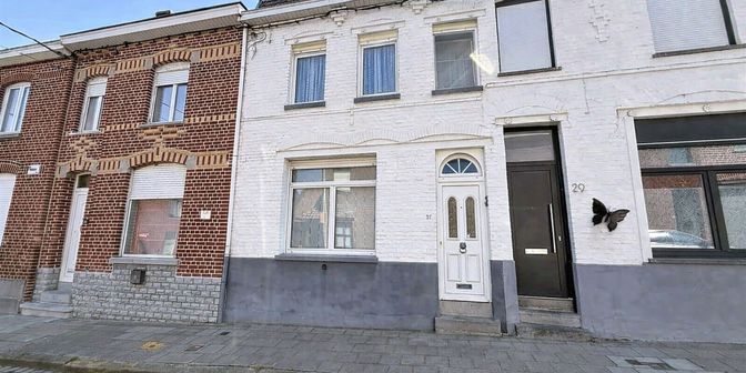 Huis te koop in 7700 Lowingen