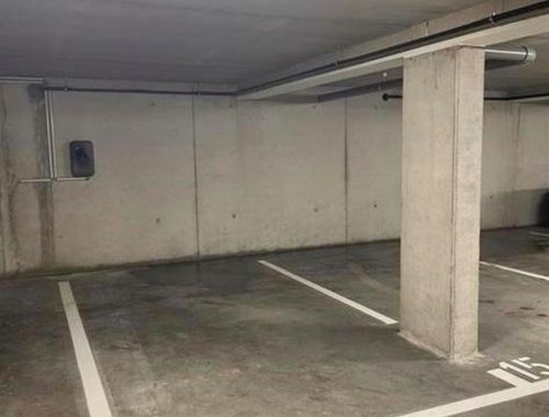                                         Place de stationnement à vendre à Mortsel, € 25.900
