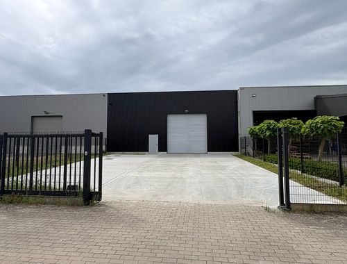                                         Opslagplaats te huur in Balen, € 1.995
