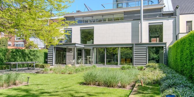Bien professionnel à vendre à Provincialesteenweg 40, 2620 Hemiksem
