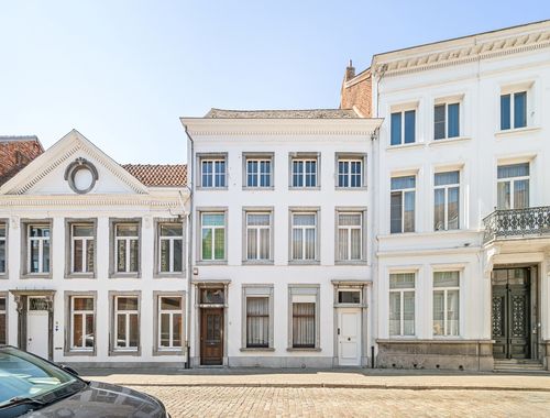                                        Herenhuis te koop in Lier, € 825.000

