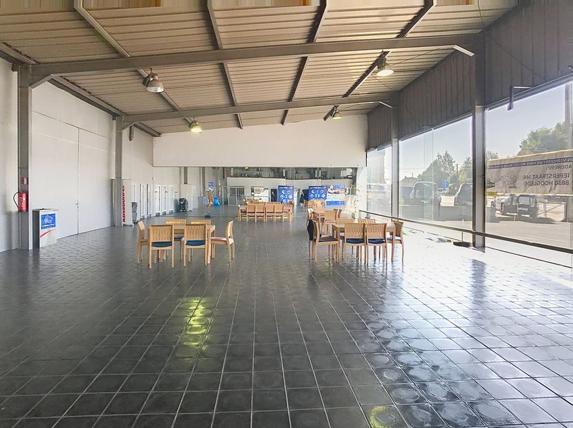 Bedrijfsvastgoed te huur in Bruggesteenweg 225,
                    8830 Hooglede